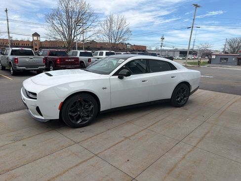 New 2026 Dodge Charger R/T AWD/4WD image 8