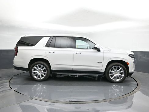 Used 2024 Chevrolet Tahoe High Country w/ Advanced Technology Package image 6