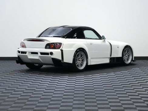 Used 2006 Honda S2000 image 6
