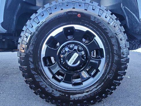 Used 2025 Ford F250 Lariat w/ Lariat Ultimate Package image 9