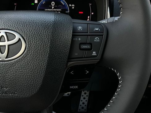 New 2026 Toyota Camry SE image 32