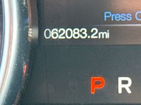 Used 2021 Ford Mustang Premium RWD image 25
