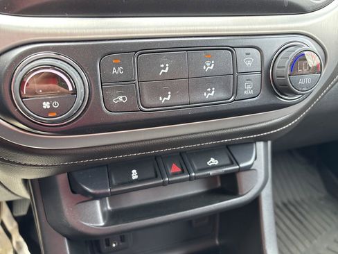 Used 2022 GMC Canyon Elevation RWD image 25