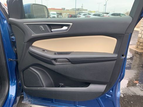 Used 2024 Ford Edge SEL w/ Convenience Package image 18