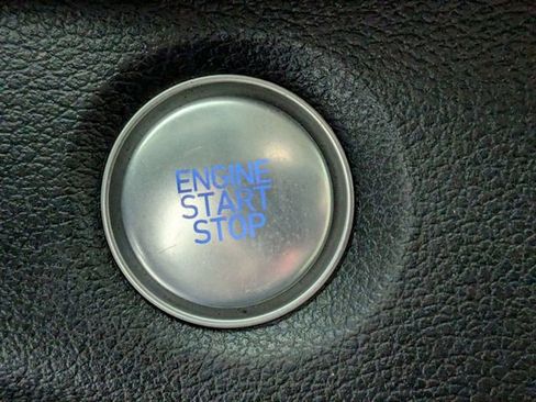 Used 2020 Hyundai Santa Fe SEL image 23