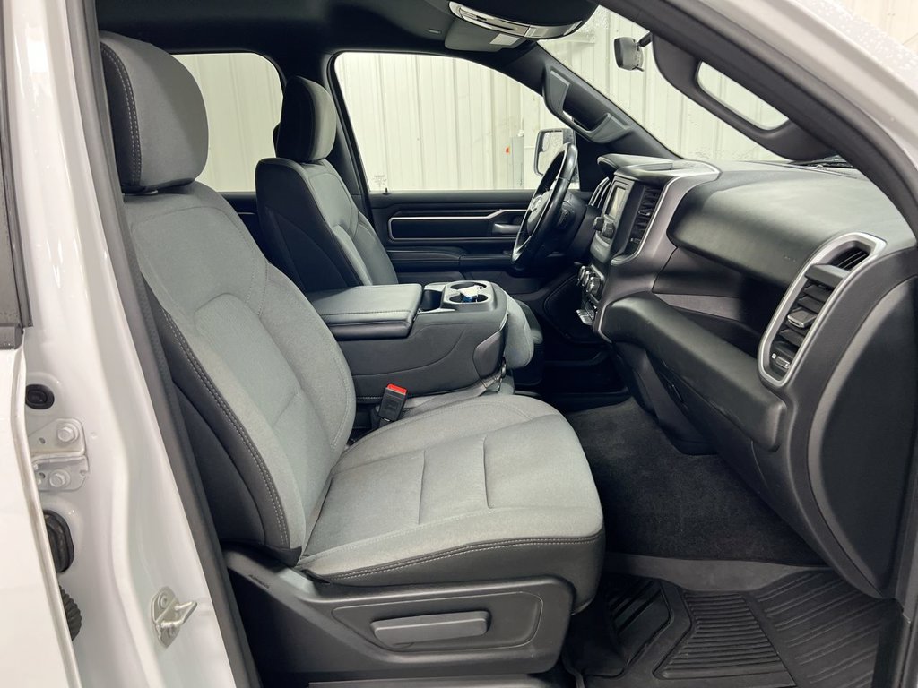 Used 2023 RAM 1500 Big Horn AWD/4WD image 20