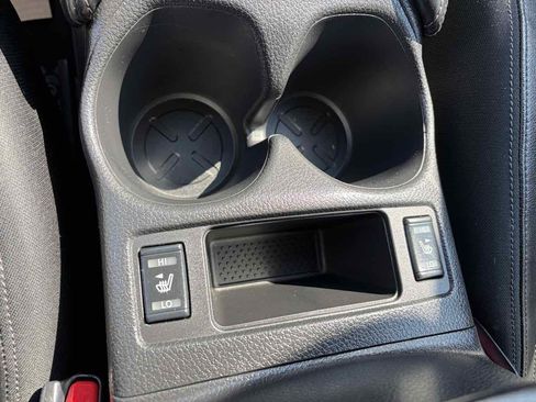 Used 2019 Nissan Rogue SL w/ Premium Package image 17