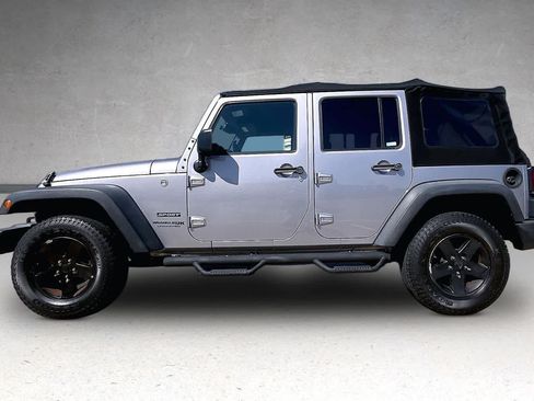 Used 2018 Jeep Wrangler Unlimited Sport S AWD/4WD image 3