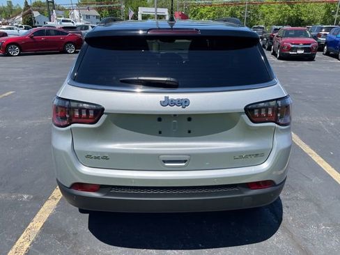 Used 2025 Jeep Compass Limited AWD/4WD image 6