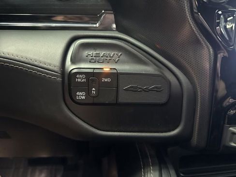 Used 2023 RAM 3500 Limited AWD/4WD image 46