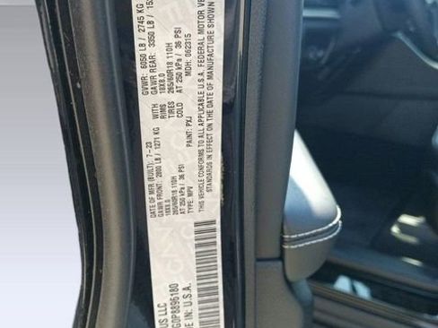 New 2023 Jeep Grand Cherokee Limited image 17