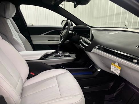 New 2025 Cadillac Lyriq Sport image 11