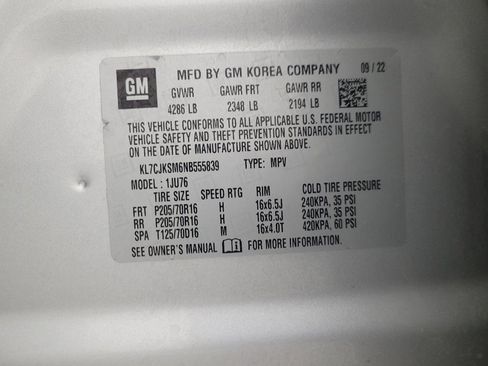 Used 2022 Chevrolet Trax LS w/ Tint and Cruise Package FWD image 33