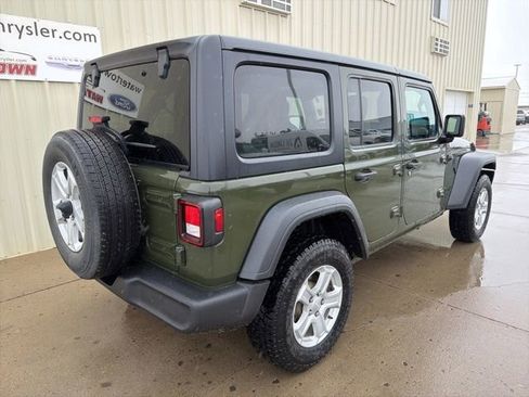 Used 2021 Jeep Wrangler Unlimited Sport AWD/4WD image 7