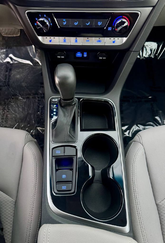 Used 2018 Hyundai Sonata SEL w/ Tech Package 02 FWD image 16