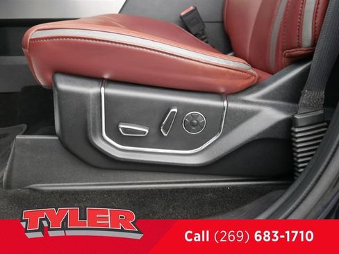 Used 2018 Ford F150 Platinum w/ Technology Package AWD/4WD image 23