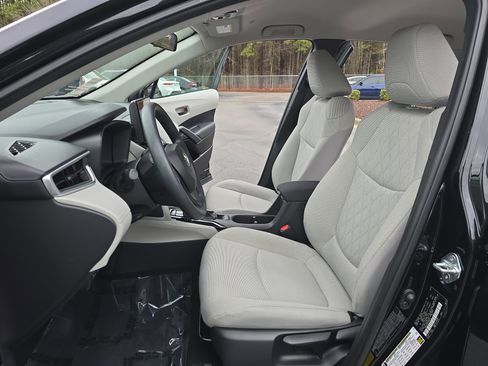 Used 2023 Toyota Corolla Cross L image 15