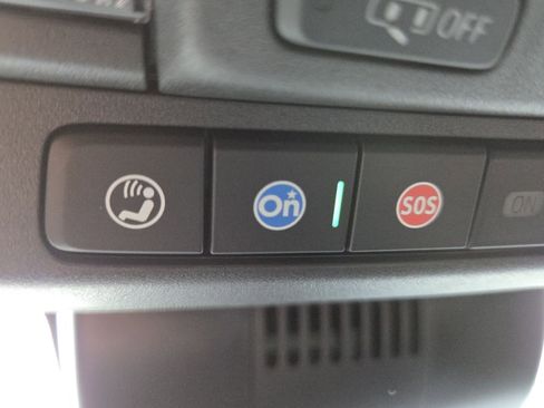 Used 2024 GMC Sierra 1500 AT4 w/ Technology Package image 36