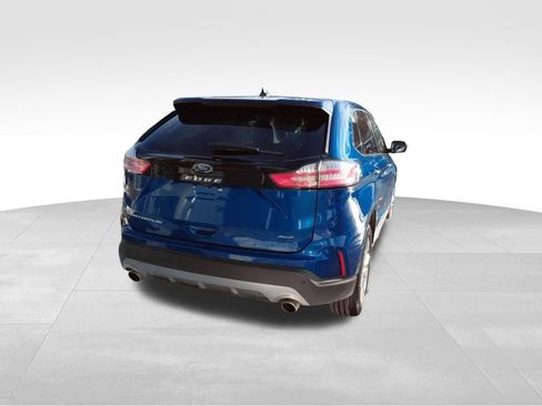 Certified 2024 Ford Edge Titanium image 9