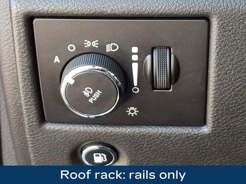 Used 2019 Jeep Grand Cherokee Overland image 28