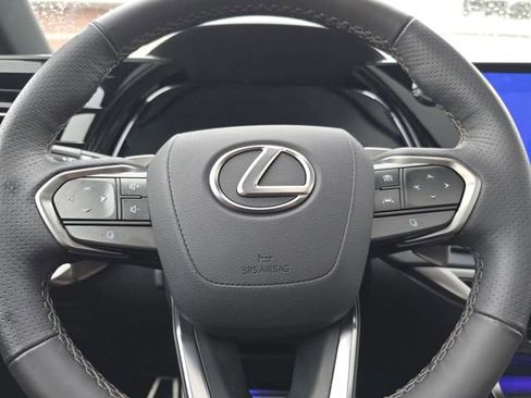 Used 2025 Lexus RX 500h F Sport w/ Convenience Package AWD/4WD image 30