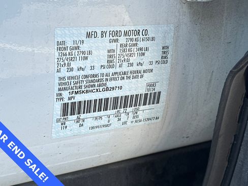 Certified 2020 Ford Explorer Platinum w/ Premium Technology Package image 30