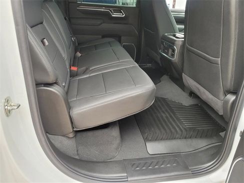 Certified 2025 Chevrolet Silverado 2500 LTZ w/ LTZ Convenience Package image 11