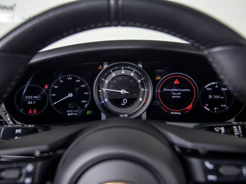 Used 2024 Porsche 911 Carrera T RWD image 23