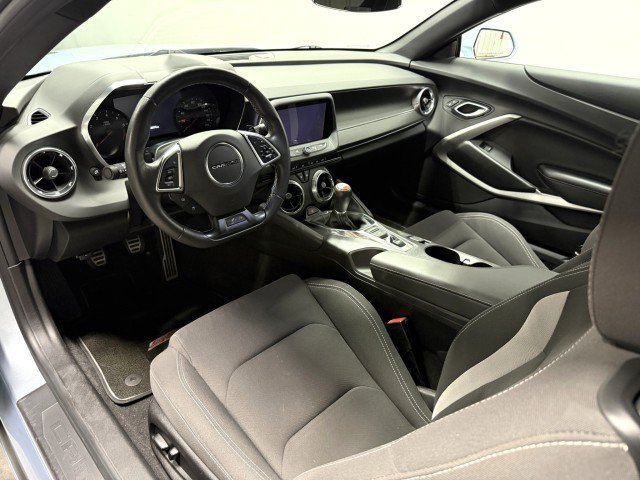 Used 2017 Chevrolet Camaro SS RWD image 16