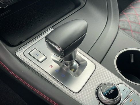 Used 2023 Genesis G70 3.3T w/ Sport Prestige Package image 26