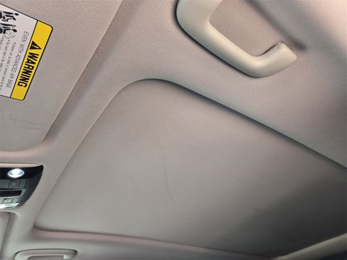 Certified 2025 Kia Sorento EX w/ EX Panoramic Sunroof Package image 27