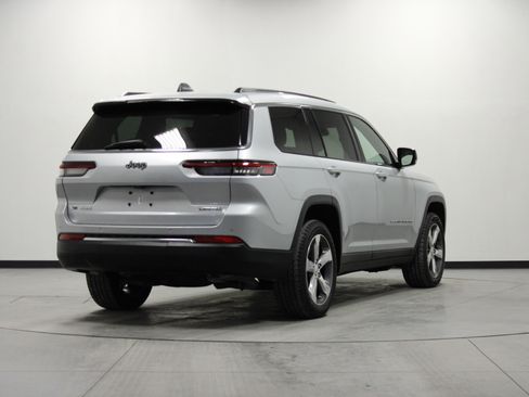 Used 2021 Jeep Grand Cherokee L Limited w/ Trailer Tow Group (B) image 4