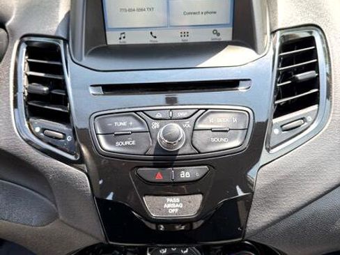 Used 2019 Ford Fiesta SE w/ Equipment Group 201A image 18