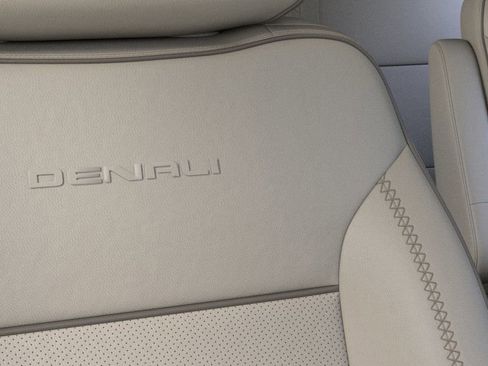 New 2026 GMC Yukon Denali w/ Denali Reserve Package AWD/4WD image 22