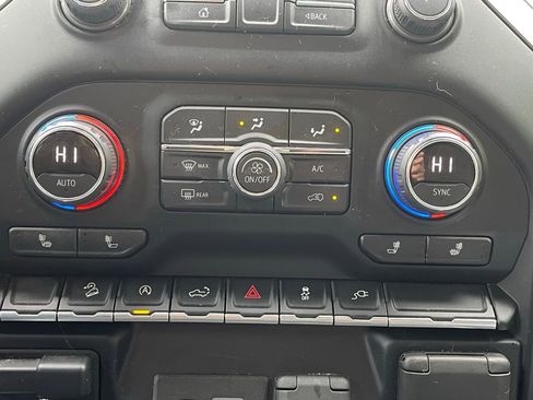 Certified 2021 Chevrolet Silverado 1500 LT Trail Boss w/ Convenience Package II AWD/4WD image 41