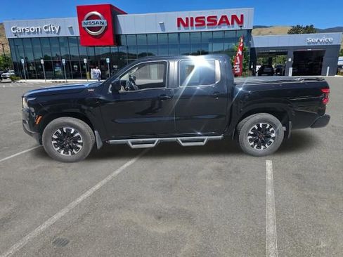 Used 2022 Nissan Frontier SV RWD image 1