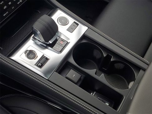 New 2026 Jaguar F-PACE R-Dynamic S image 25