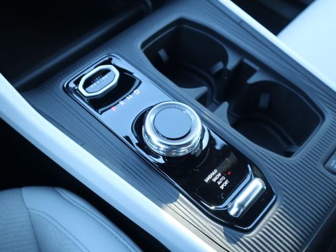 New 2026 Jeep Cherokee Laredo AWD/4WD image 8