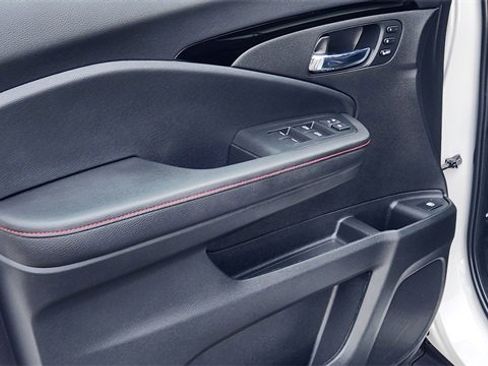 Used 2024 Honda Ridgeline Black Edition image 19