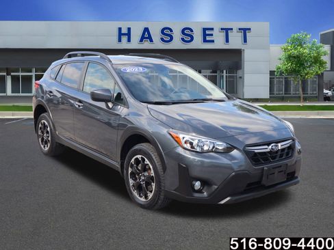 Used 2023 Subaru Crosstrek 2.0i Premium image 1
