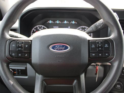 Used 2024 Ford F350 XL w/ XL Chrome Package RWD image 31