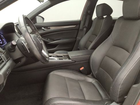 Used 2019 Honda Accord Sport image 17
