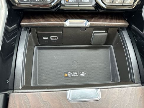 Certified 2021 GMC Yukon Denali image 43