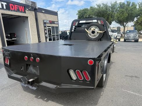 Used 2022 RAM 5500 Tradesman w/ Chrome Appearance Group AWD/4WD image 15
