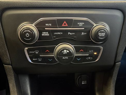 Used 2019 Dodge Charger Scat Pack w/ Dynamics Package RWD image 23