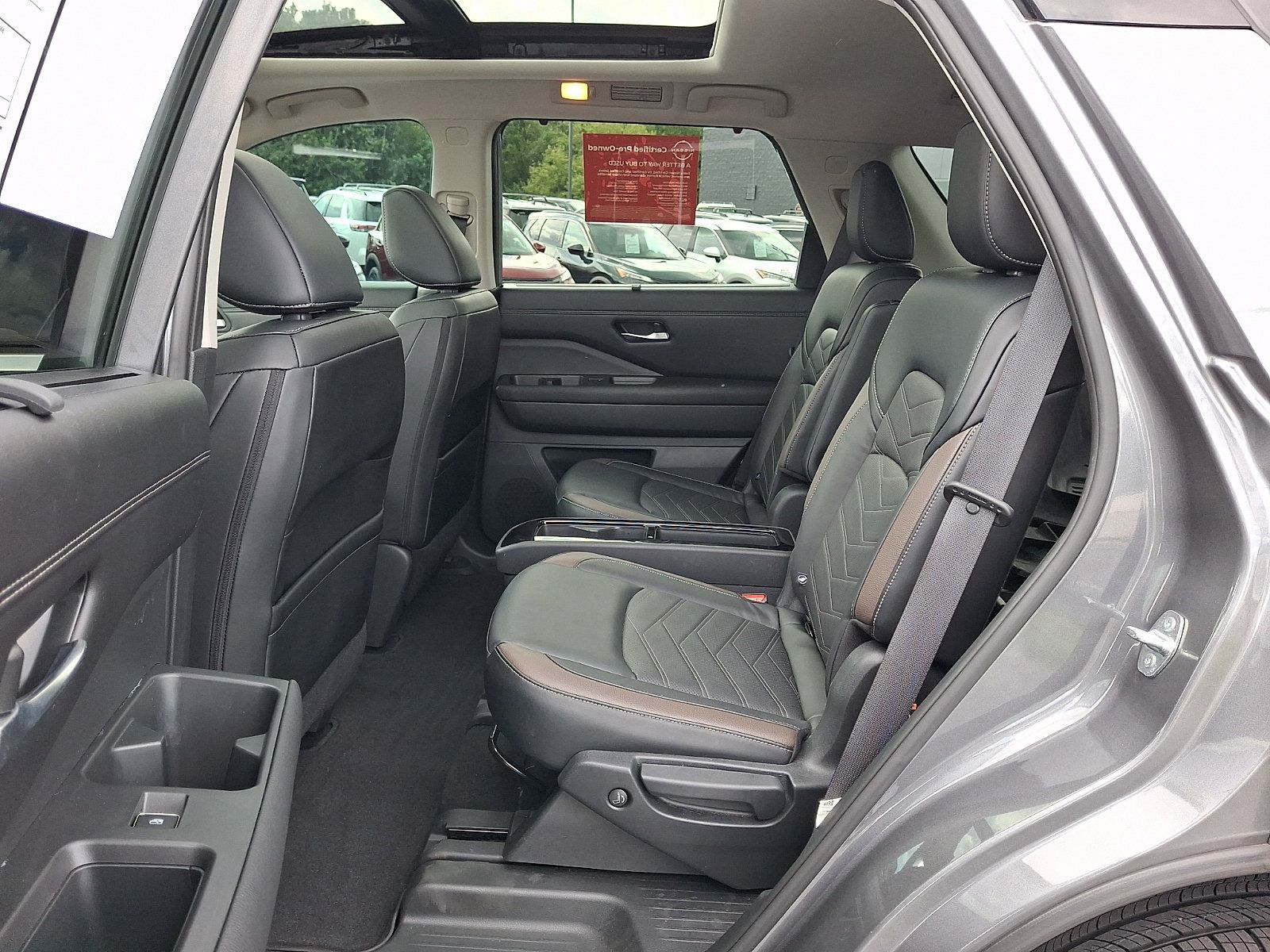 Certified 2023 Nissan Pathfinder Platinum AWD/4WD image 11