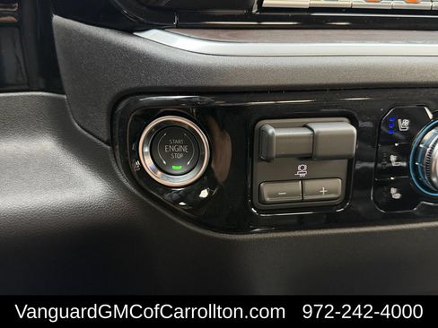 New 2026 GMC Sierra 1500 SLT AWD/4WD image 18