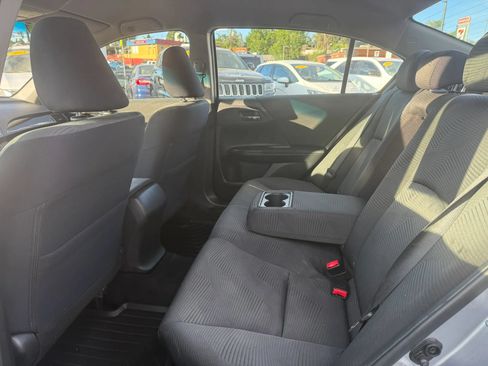 Used 2017 Honda Accord LX image 13