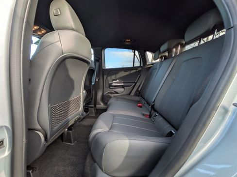 Certified 2025 Mercedes-Benz GLA 250 GLA 250 image 18