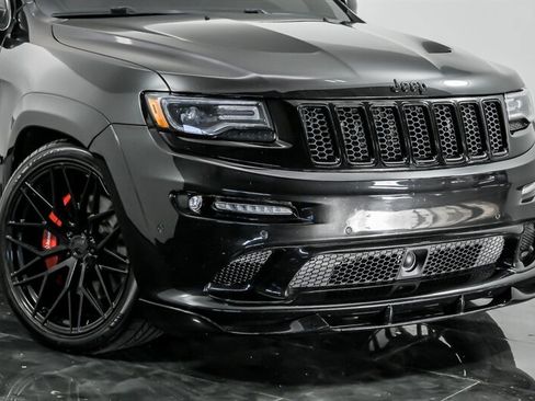 Used 2015 Jeep Grand Cherokee SRT w/ Quick Order Package 26J AWD/4WD image 2
